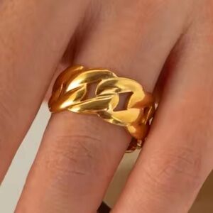 Stainless Steel Gold Toned Adjustable Size Ring (R1)